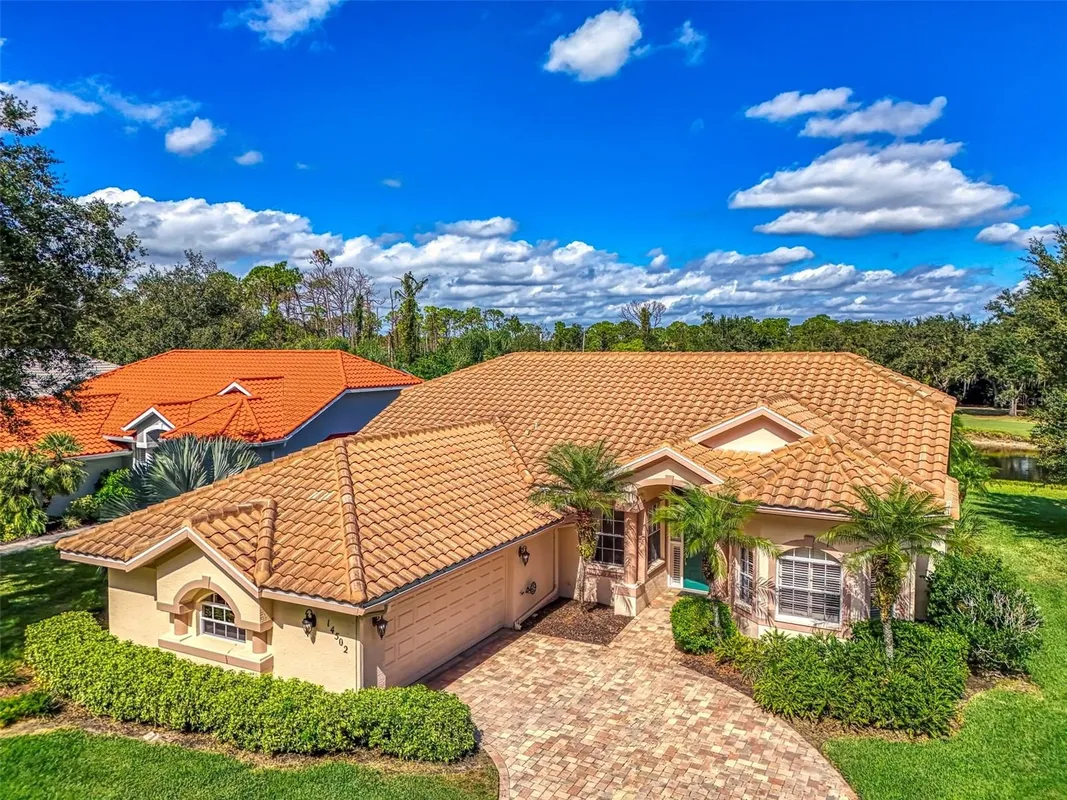 Property Slideshow image 1 of 94 | 14502 bridgeview ln, Port Charlotte, FL, 33953