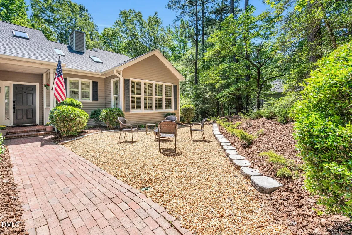 Property Slideshow image 1 of 38 | 686 spindlewood, Pittsboro, NC, 27312