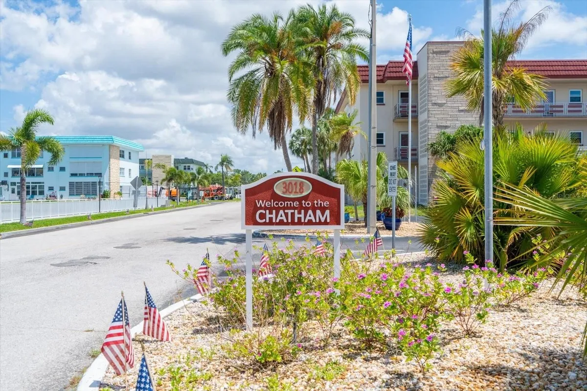 Property Slideshow image 1 of 31 | 3018 59th st 414, Gulfport, FL, 33707