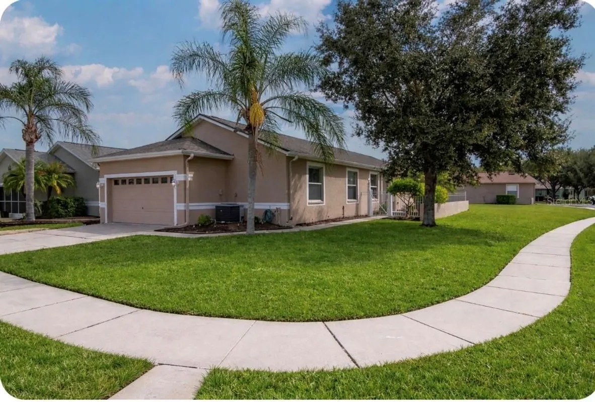 Property Slideshow image 1 of 64 | 21433 diamonte dr, Land O Lakes, FL, 34637