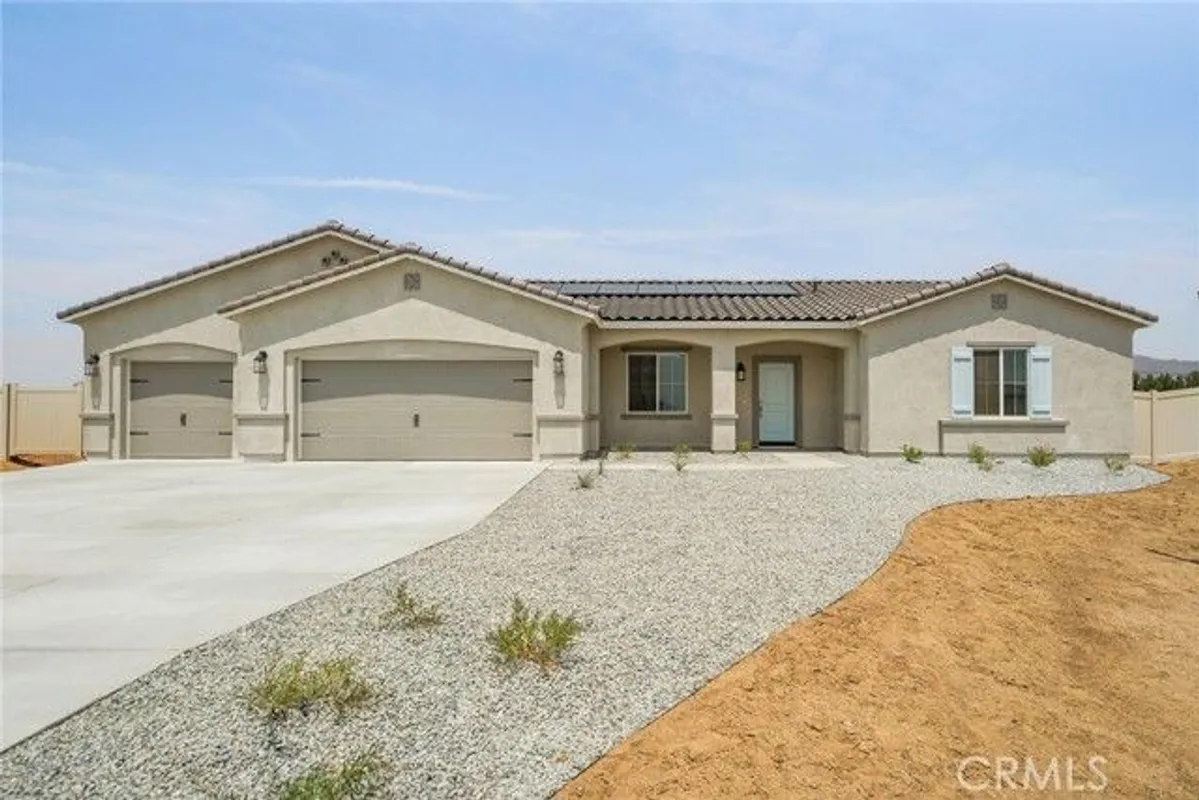 Property Slideshow image 1 of 5 | 14773 indigo rd, Apple Valley, CA, 92307