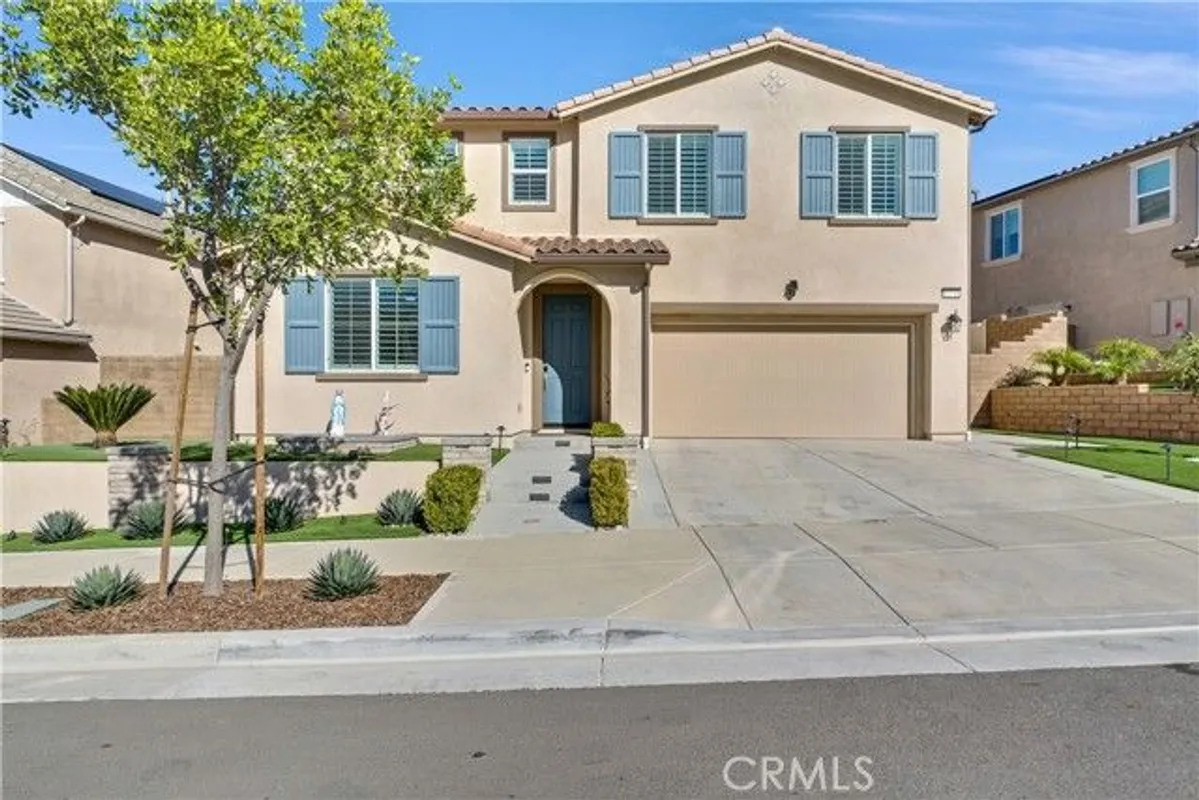 Property Slideshow image 1 of 42 | 11714 wandering way, Corona, CA, 92883
