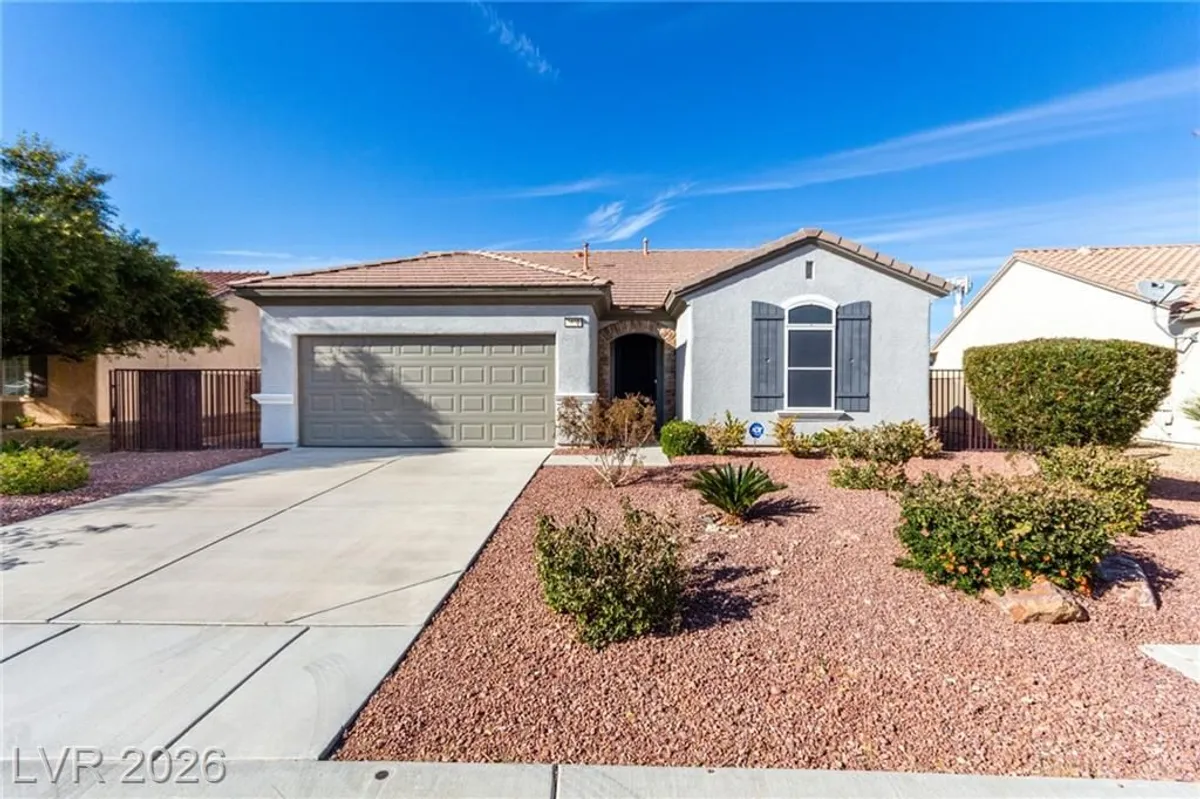 Property Slideshow image 1 of 33 | 2430 bedford park dr, Henderson, NV, 89052