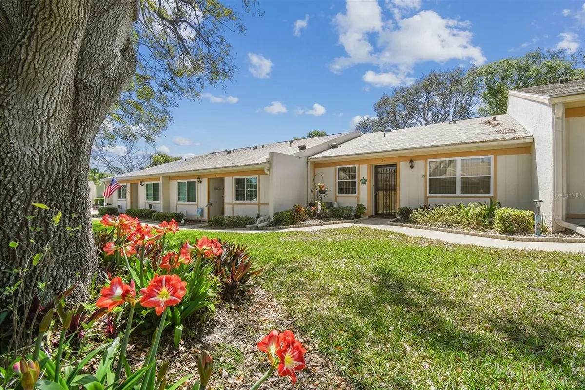 Property Slideshow image 1 of 89 | 8130 braddock cir 3, Port Richey, FL, 34668