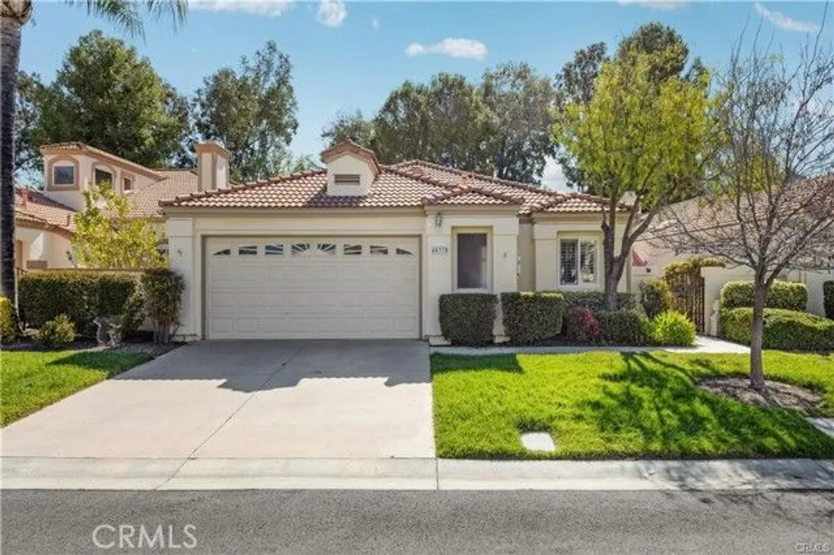 Property Slideshow image 1 of 44 | 40370 via francisco, Murrieta, CA, 92562