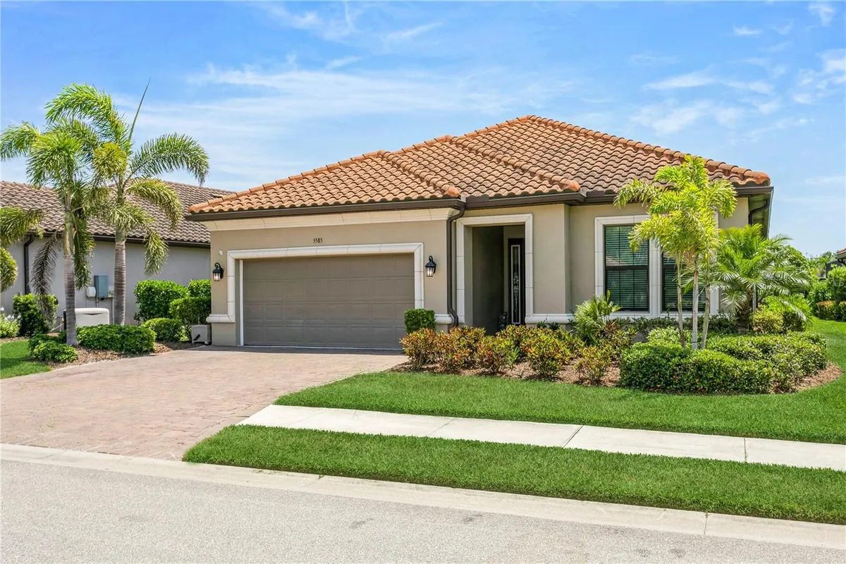 Property Slideshow image 1 of 67 | 5585 semolino st, Nokomis, FL, 34275