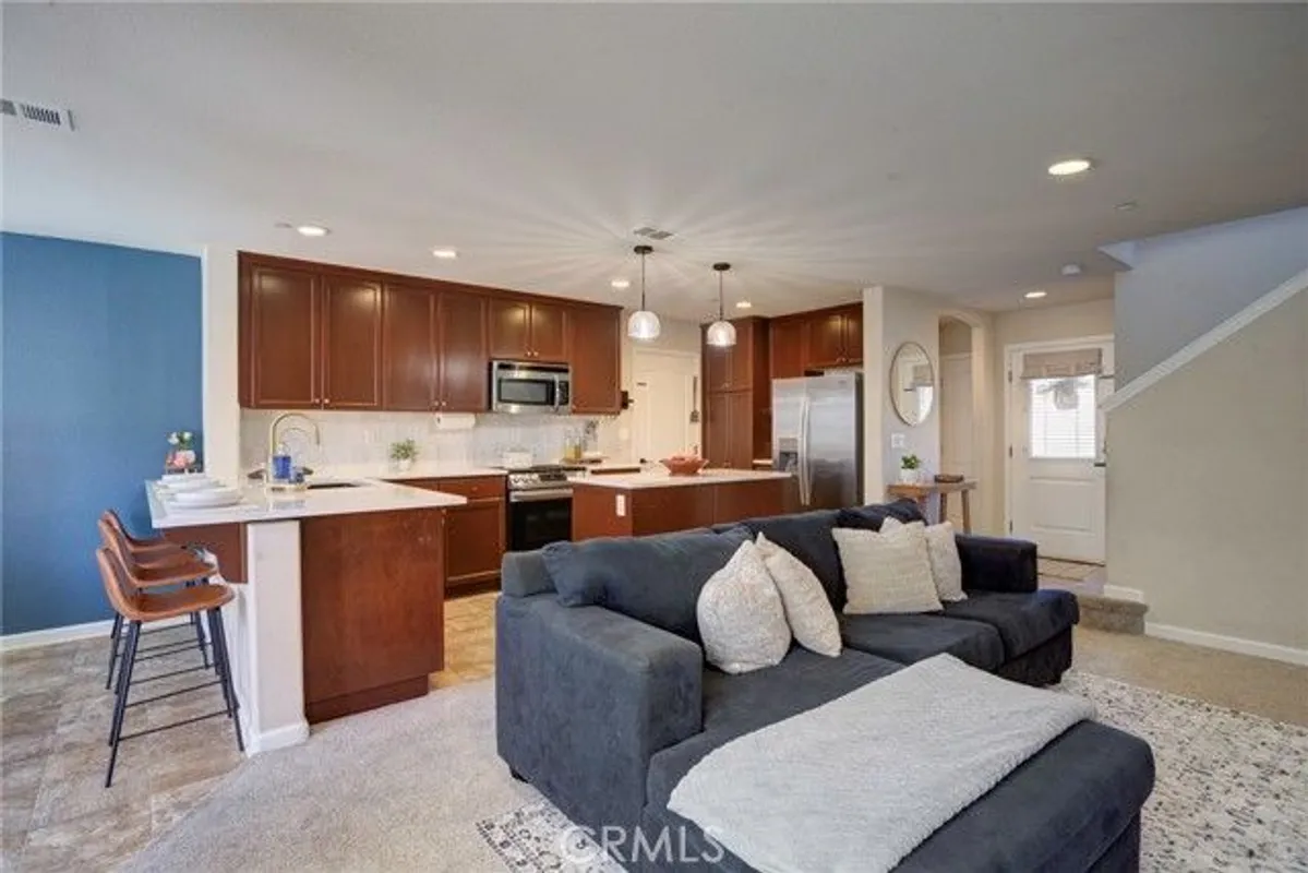 Property Slideshow image 1 of 42 | 570 river oaks dr, Paso Robles, CA, 93446