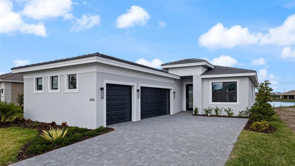 Property Slideshow image 1 of 85 | 18211 morgan dr, Lakewood Ranch, FL, 34211