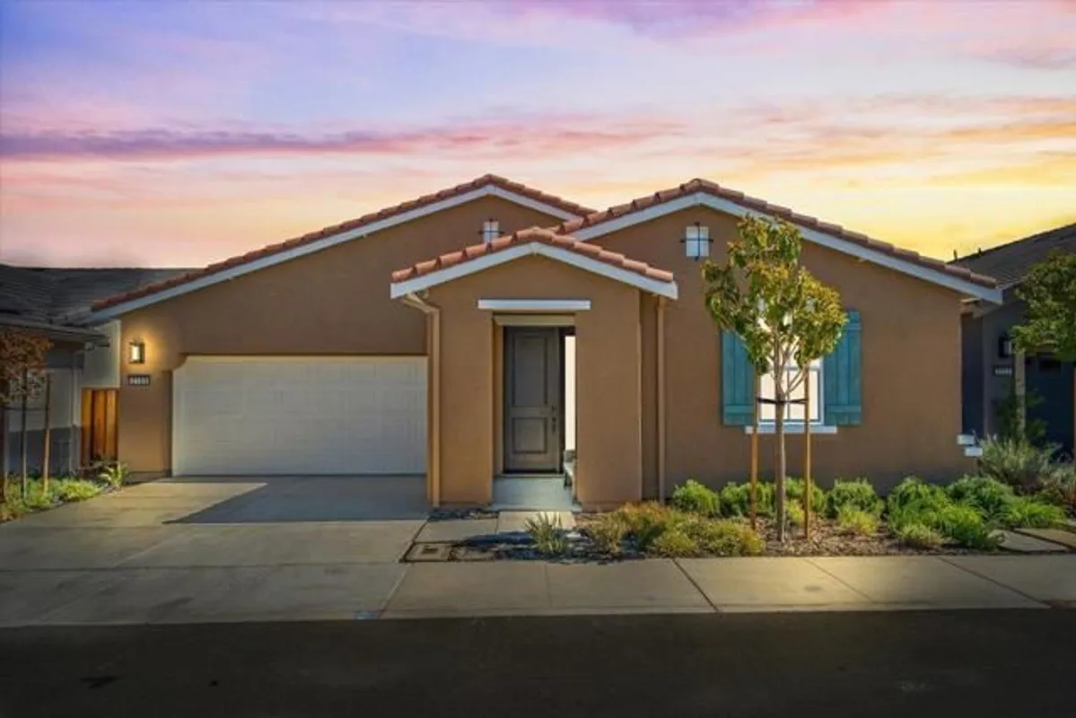 Property Slideshow image 1 of 20 | 2109 white oak dr, Hollister, CA, 95023