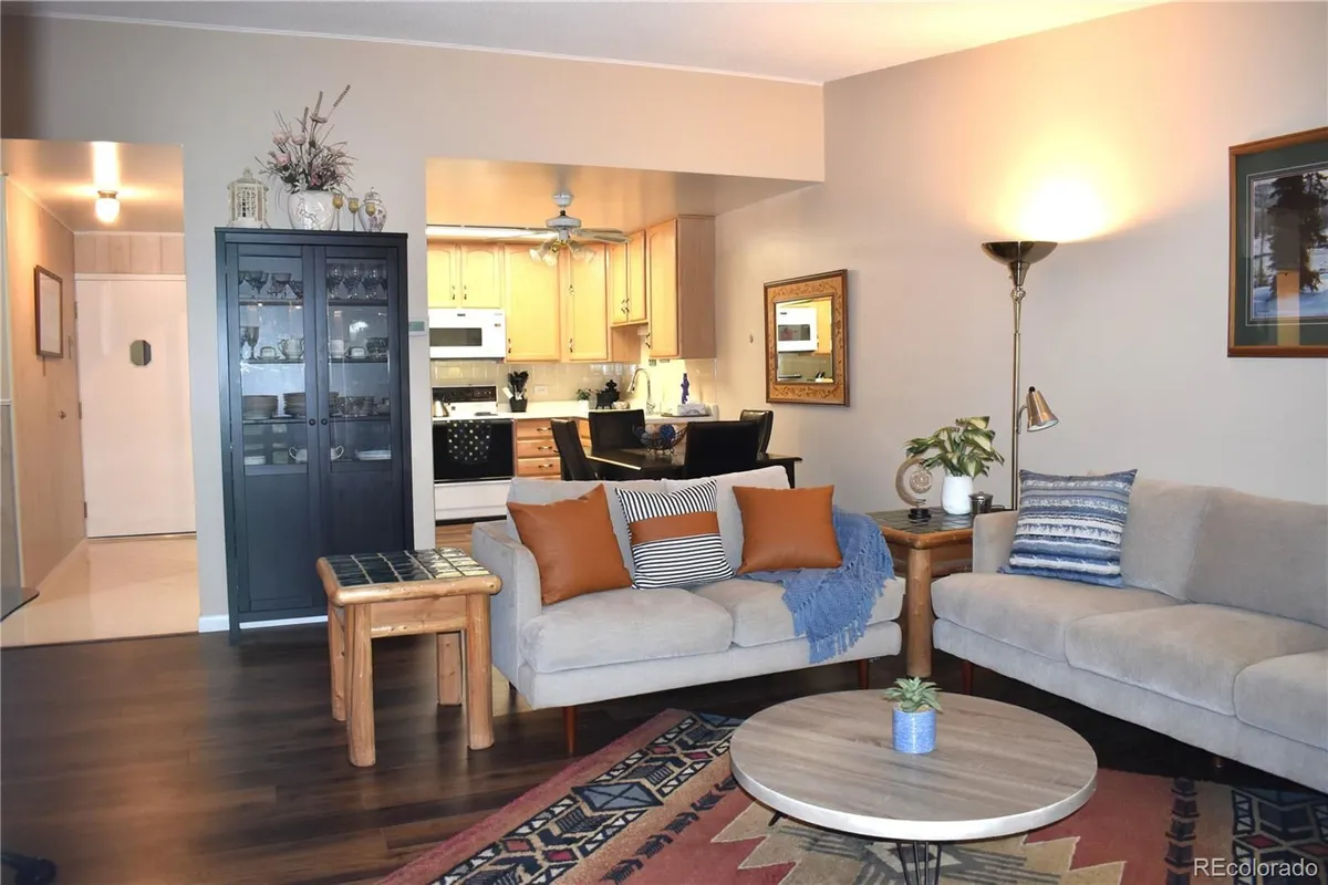 Property Slideshow image 1 of 29 | 350 s clinton st apt 11d, Denver, CO, 80247