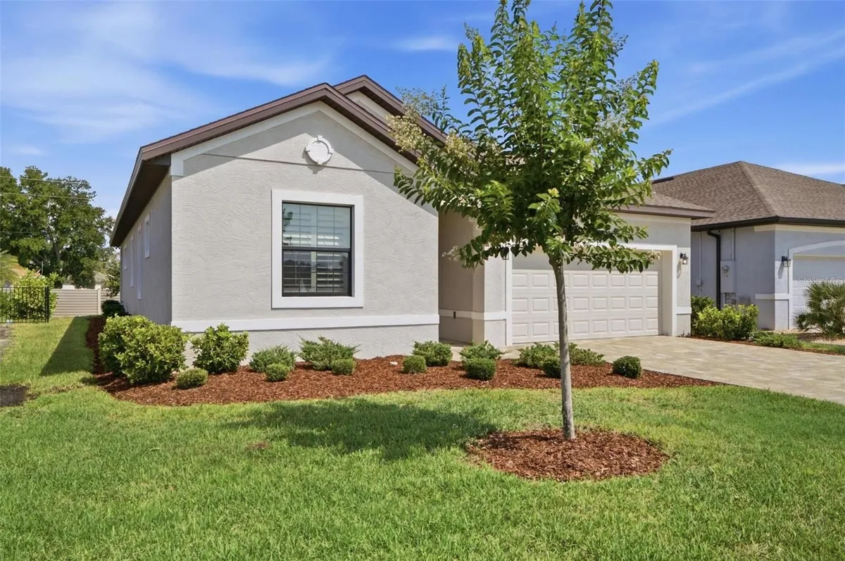 Property Slideshow image 1 of 29 | 17 green cir, Palm Coast, FL, 32164