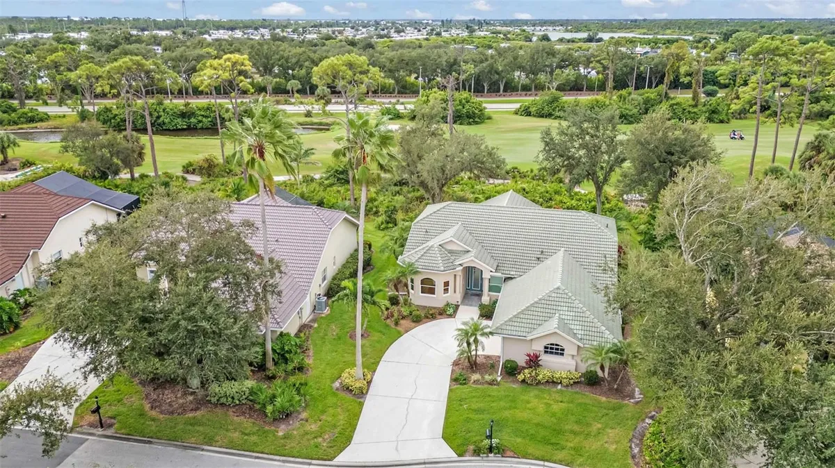 Property Slideshow image 1 of 70 | 14309 bridgeview ln, Port Charlotte, FL, 33953