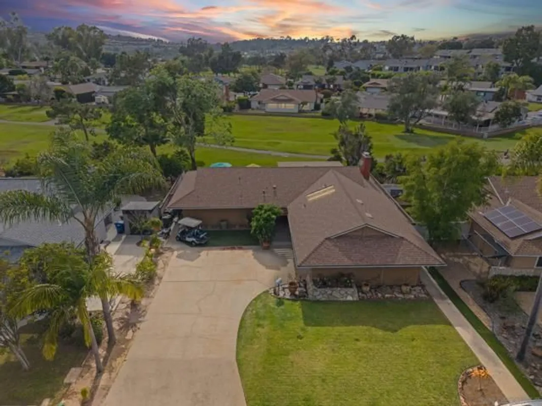Property Slideshow image 1 of 31 | 1026 la reina, San Marcos, CA, 92078