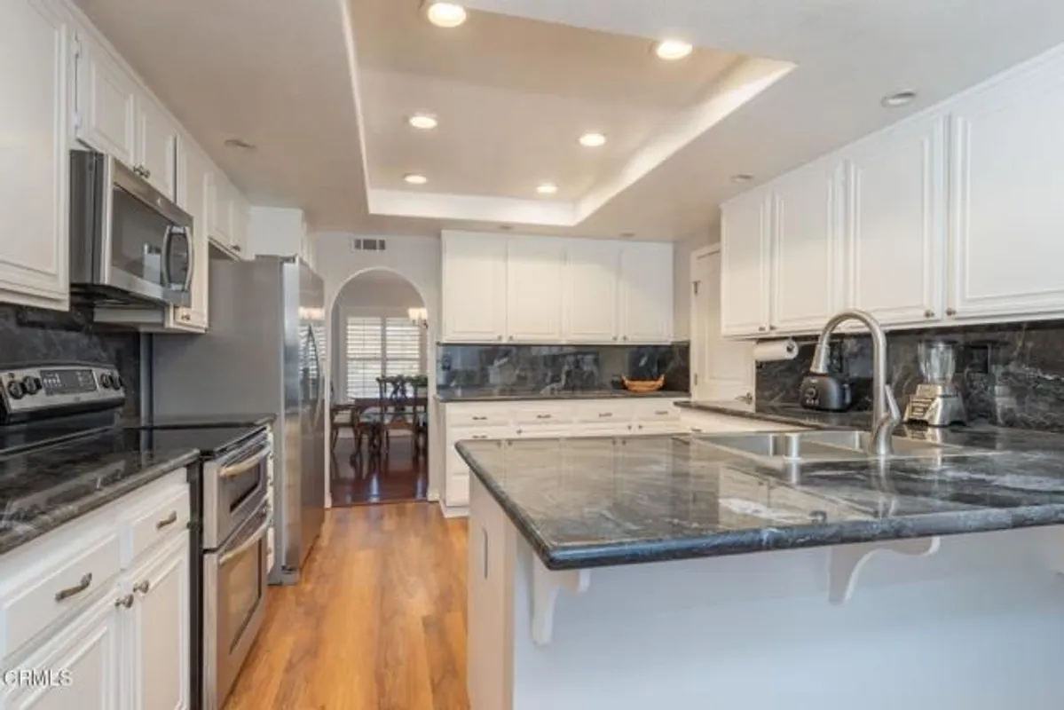 Property Slideshow image 1 of 40 | 34121 village 34, Camarillo, CA, 93012