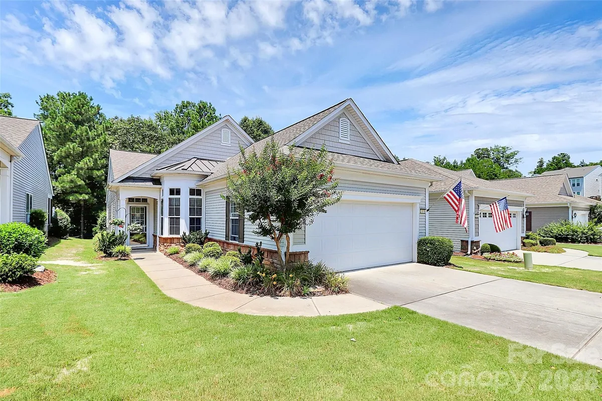 Property Slideshow image 1 of 43 | 3079 azalea dr, Fort Mill, SC, 29707