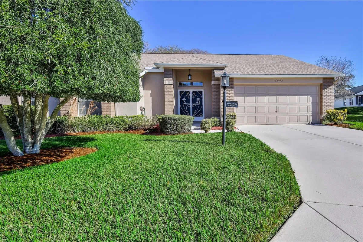 Property Slideshow image 1 of 54 | 7443 willow brook dr, Spring Hill, FL, 34606