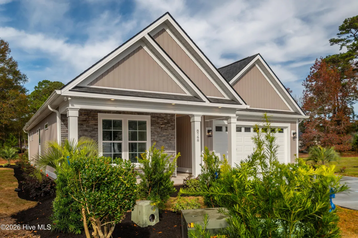 Property Slideshow image 1 of 49 | 284 ravennaside dr, Calabash, NC, 28467