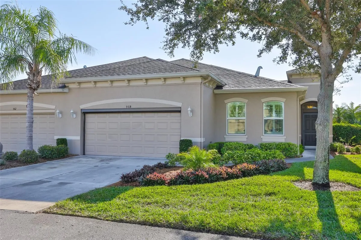 Property Slideshow image 1 of 66 | 964 pembroke point way, Sun City Center, FL, 33573