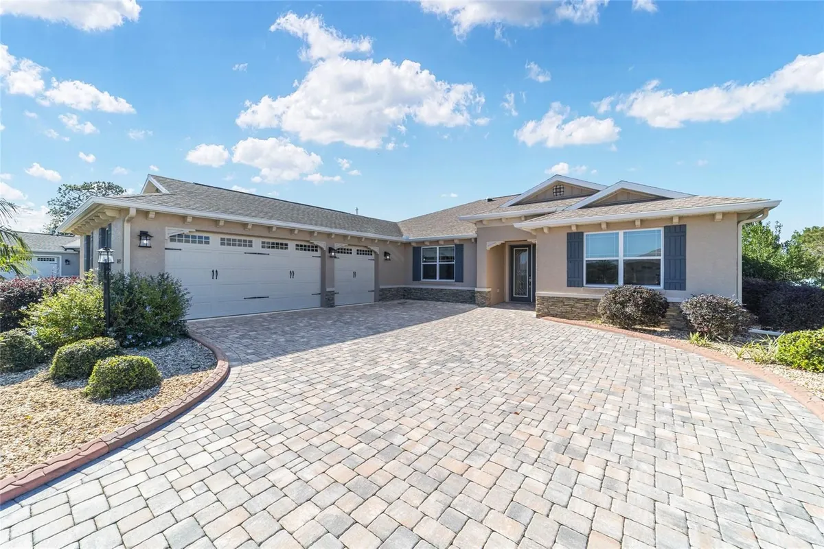 Property Slideshow image 1 of 63 | 8445 sw 93rd cir, Ocala, FL, 34481