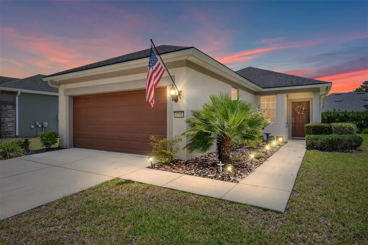 Property Slideshow image 1 of 52 | 9098 sw 70th loop, Ocala, FL, 34481
