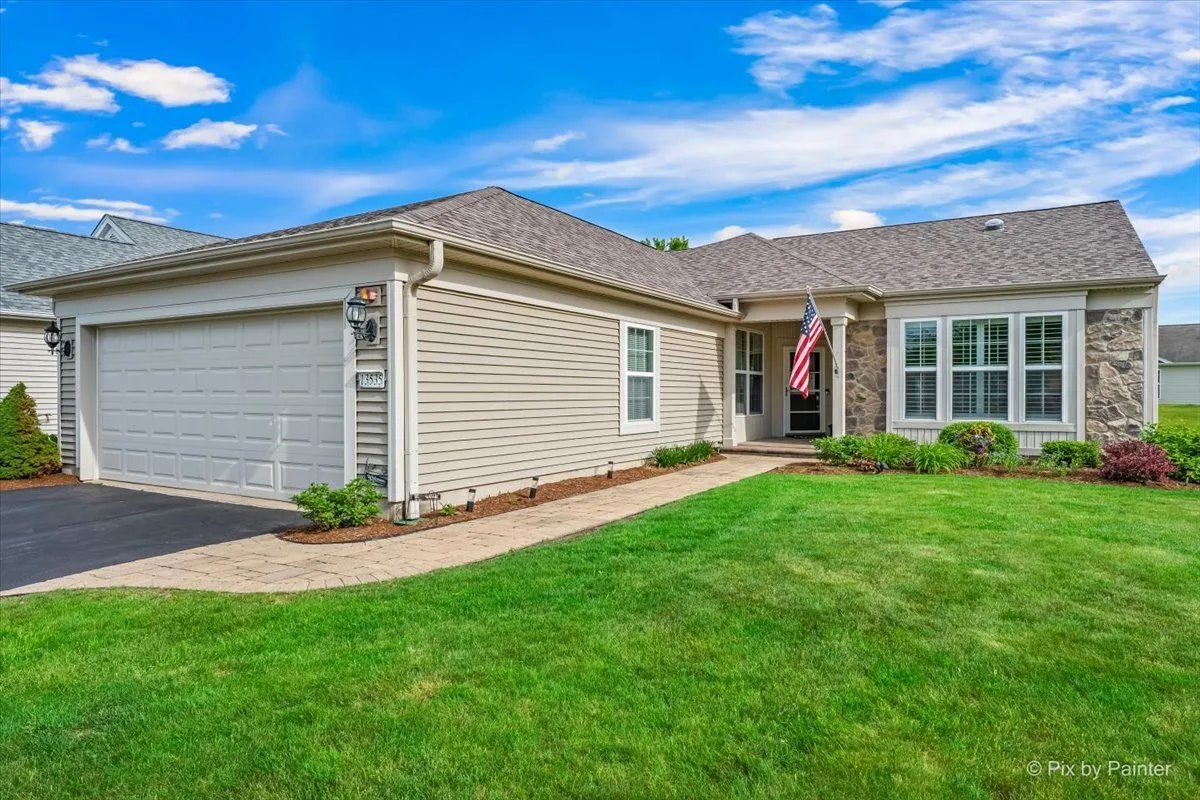 Property Slideshow image 1 of 23 | 13535 ivy dr, Huntley, IL, 60142