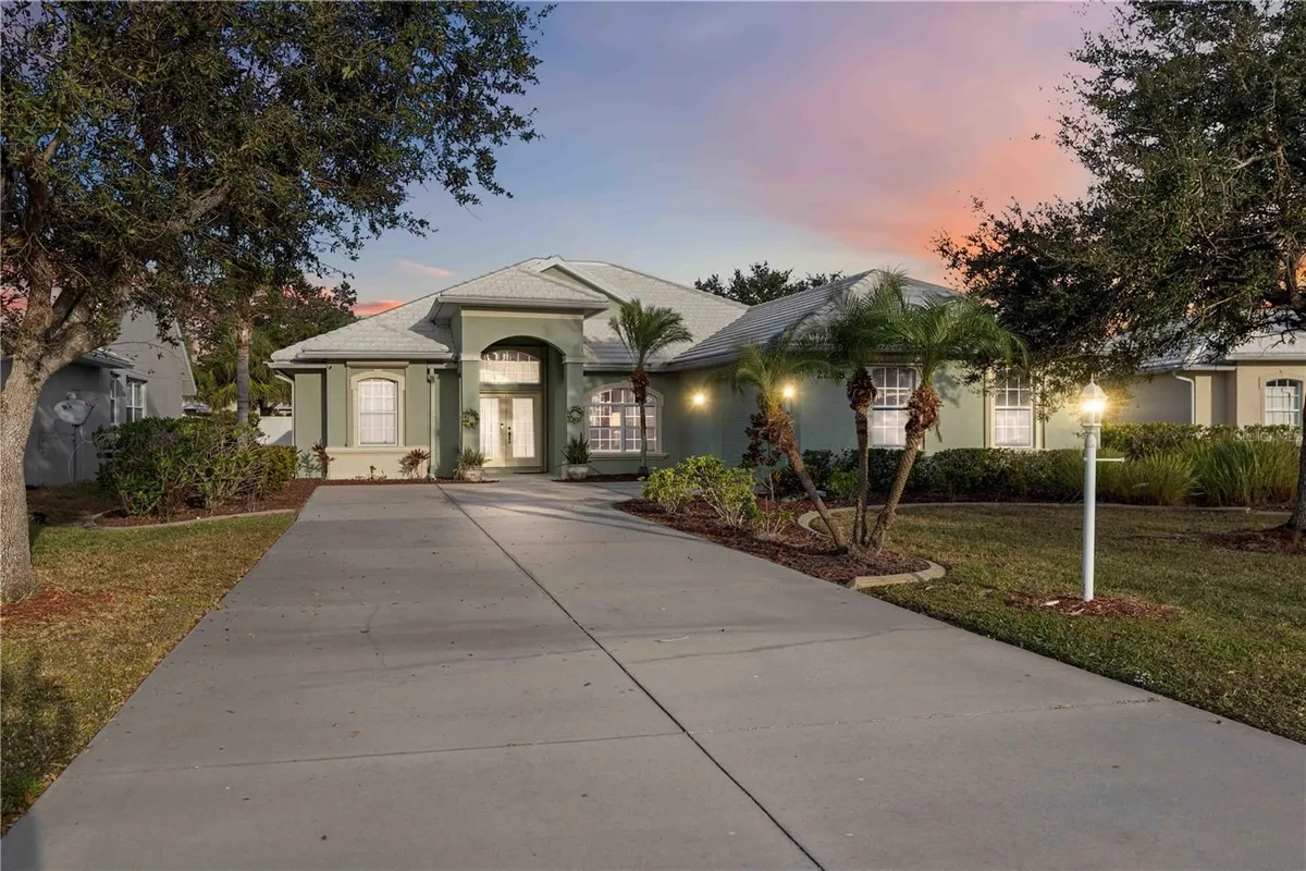 Property Slideshow image 1 of 87 | 22318 wexford blvd # 4, Venice, FL, 34293