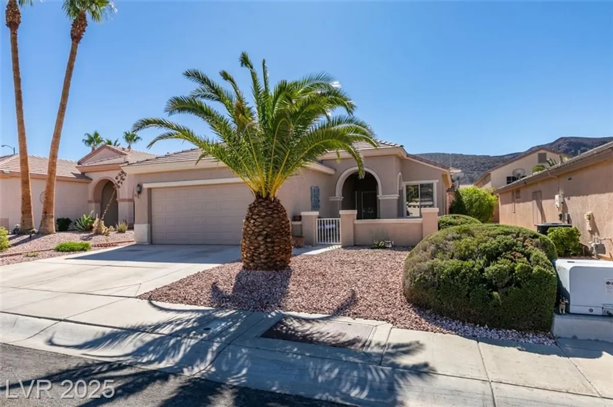 Property Slideshow image 1 of 27 | 1807 joy grove ave, Henderson, NV, 89012