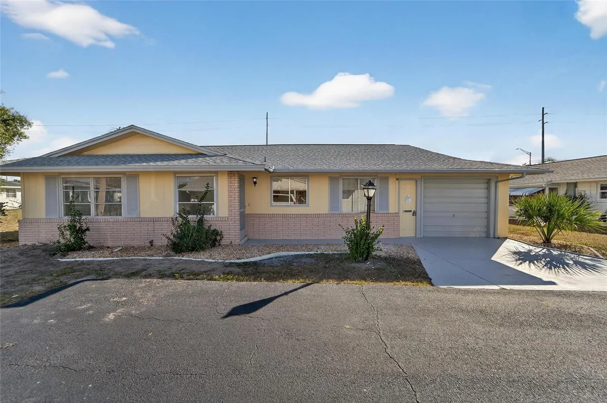 Property Slideshow image 1 of 75 | 705 churchill pl, Sun City Center, FL, 33573