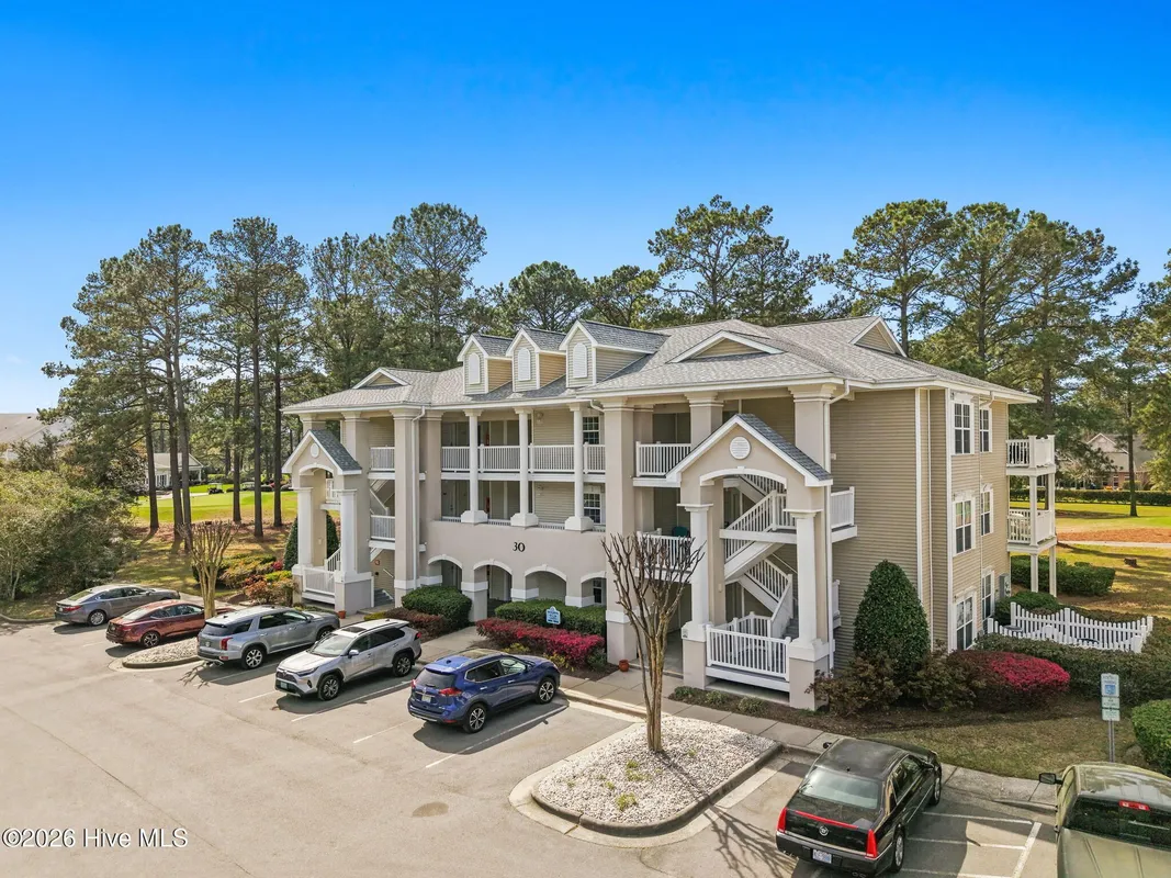 Property Slideshow image 1 of 35 | 1215 n middleton dr 3005, Calabash, NC, 28467