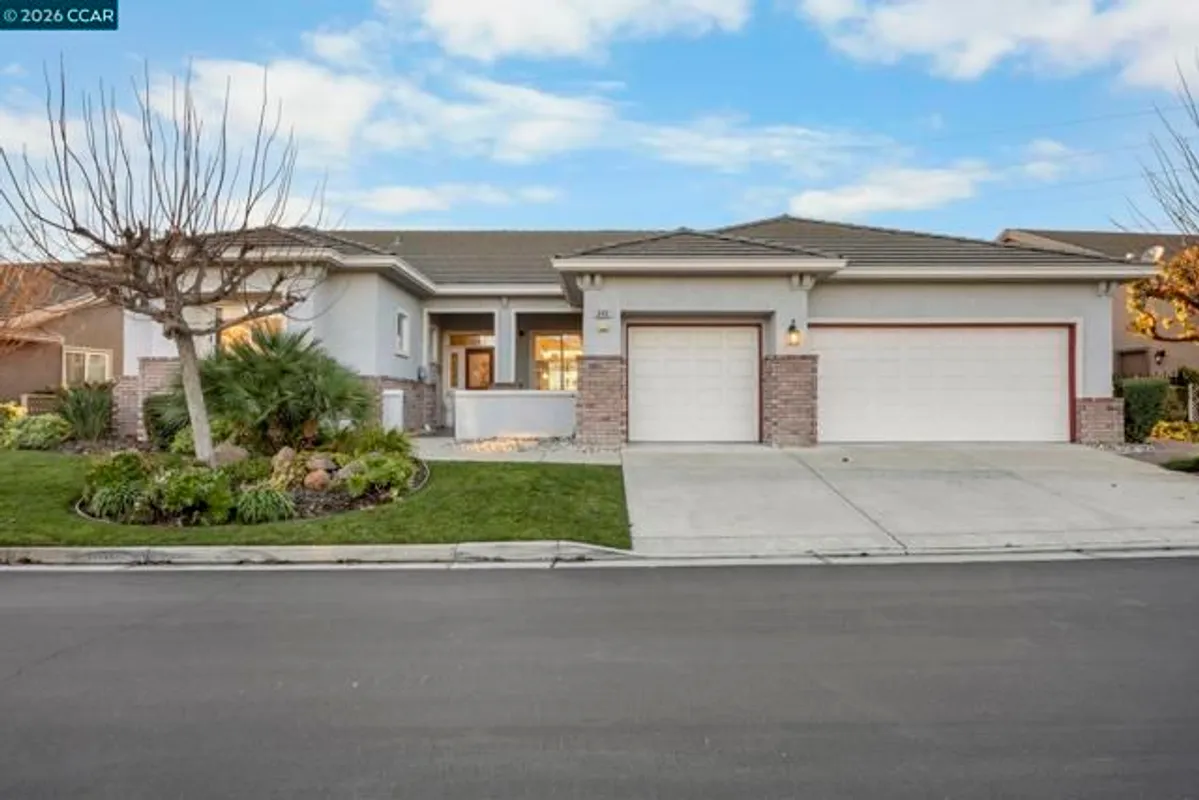 Property Slideshow image 1 of 52 | 649 baldwin dr, Brentwood, CA, 94513