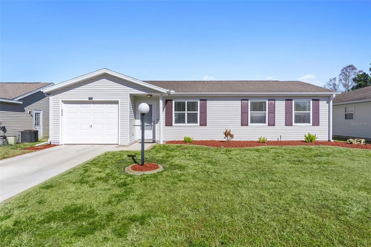 Property Slideshow image 1 of 41 | 213 willow brook dr, Leesburg, FL, 34748