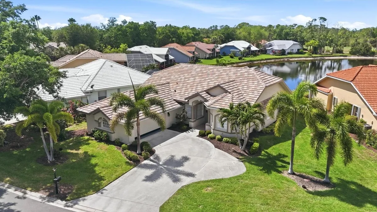 Property Slideshow image 1 of 93 | 14402 bridgeview ln, Port Charlotte, FL, 33953