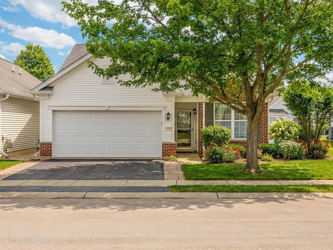 Property Slideshow image 1 of 19 | 13497 morgan way, Huntley, IL, 60142