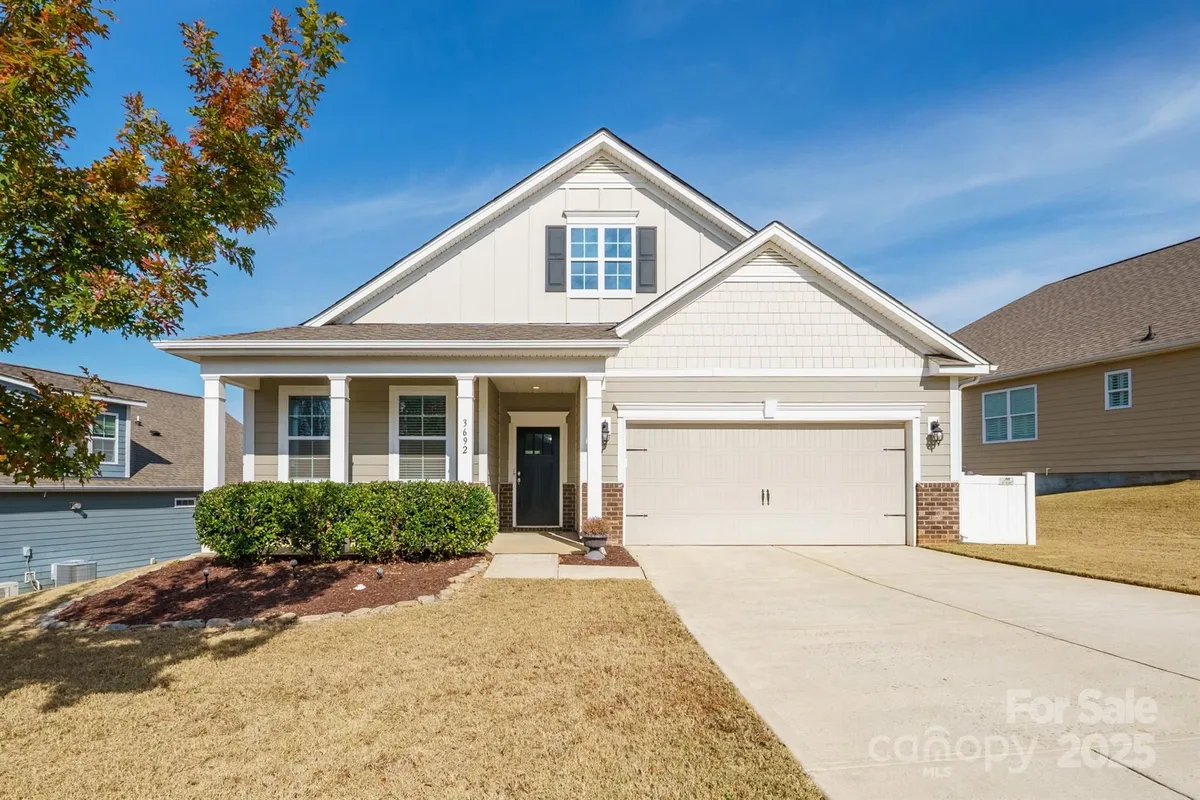 Property Slideshow image 1 of 46 | 3692 summer haven dr, Sherrills Ford, NC, 28673