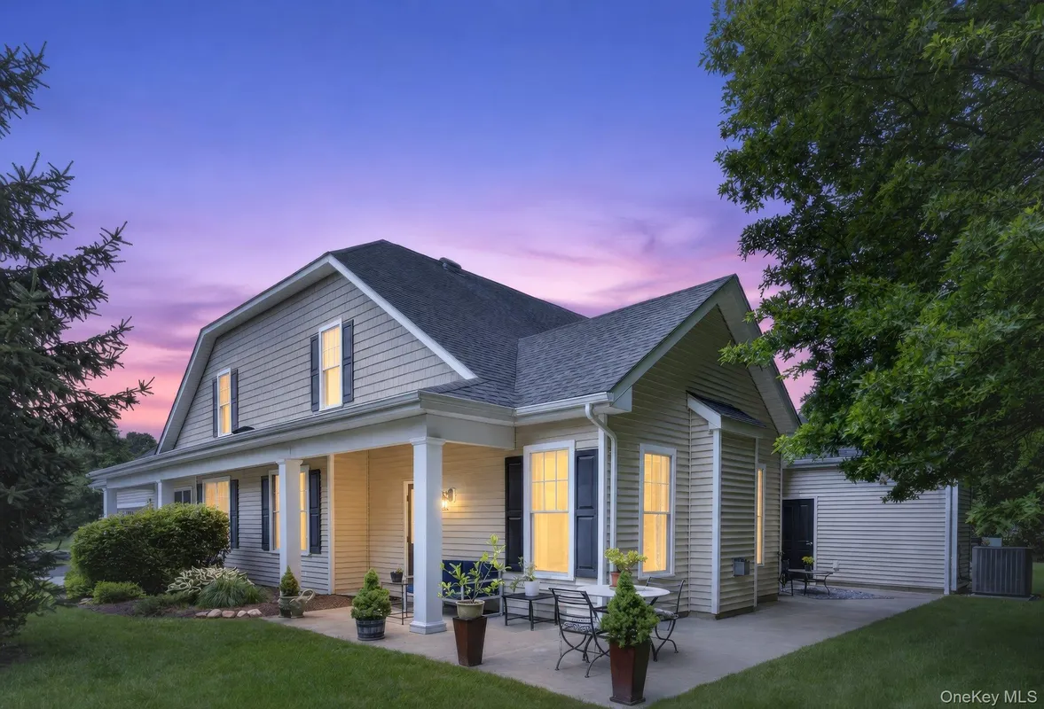 Property Slideshow image 1 of 26 | 1 maggie may way, Philipstown, NY, 10516