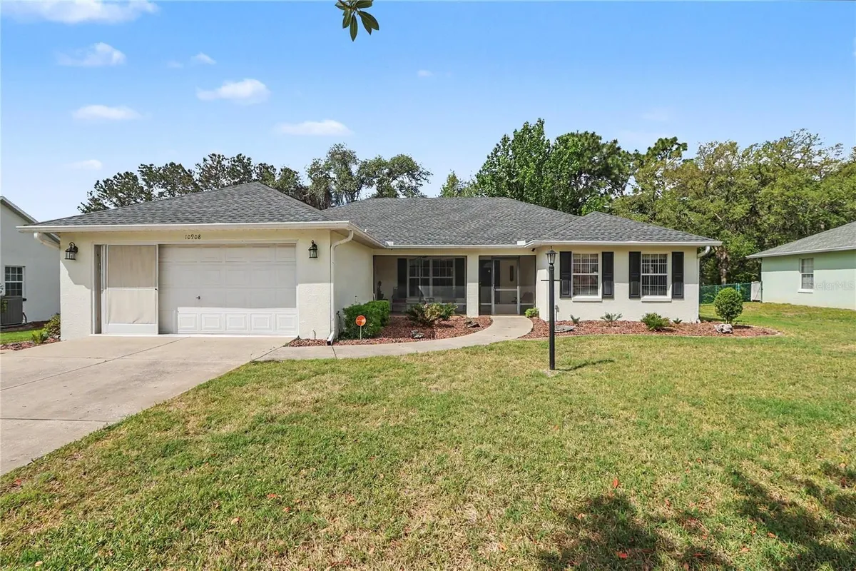 Property Slideshow image 1 of 55 | 10908 sw 53rd cir, Ocala, FL, 34476
