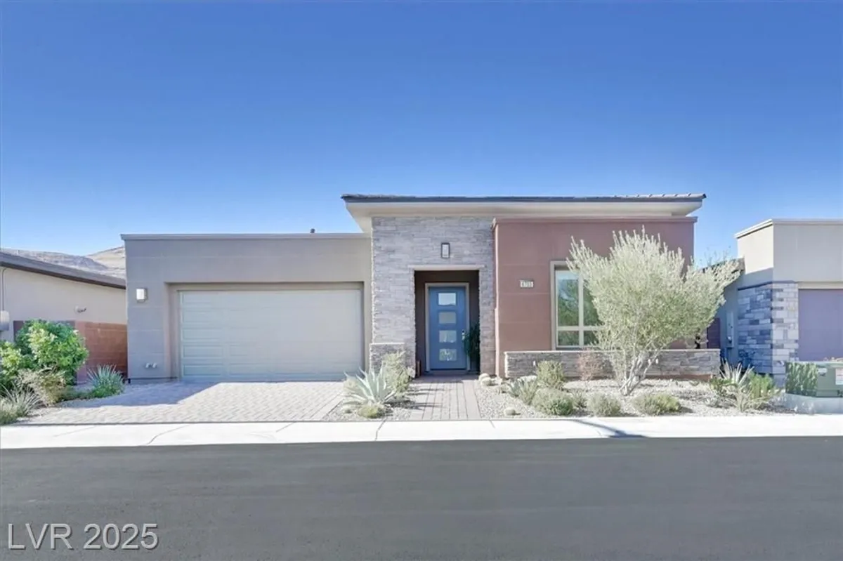 Property Slideshow image 1 of 52 | 6703 titanium crest st, Las Vegas, NV, 89148