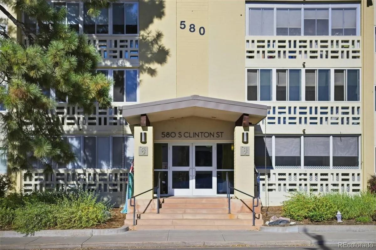 Property Slideshow image 1 of 41 | 580 s clinton st apt 9b, Denver, CO, 80247