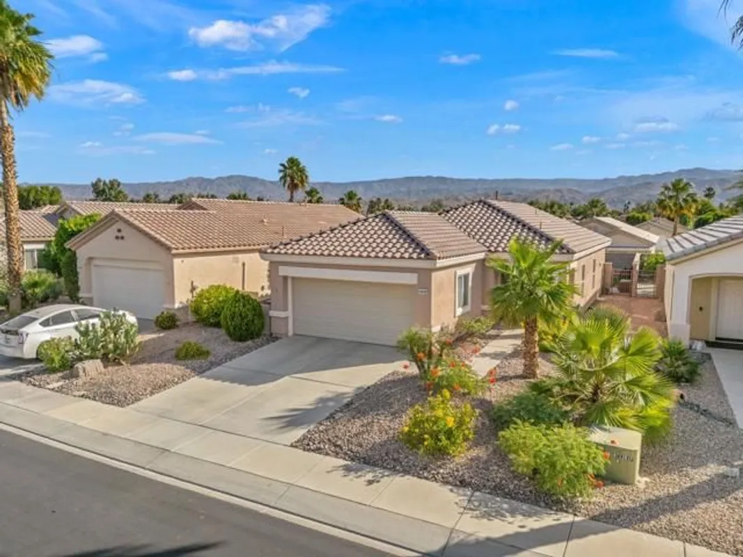 Property Slideshow image 1 of 30 | 78458 winsford cir, Palm Desert, CA, 92211
