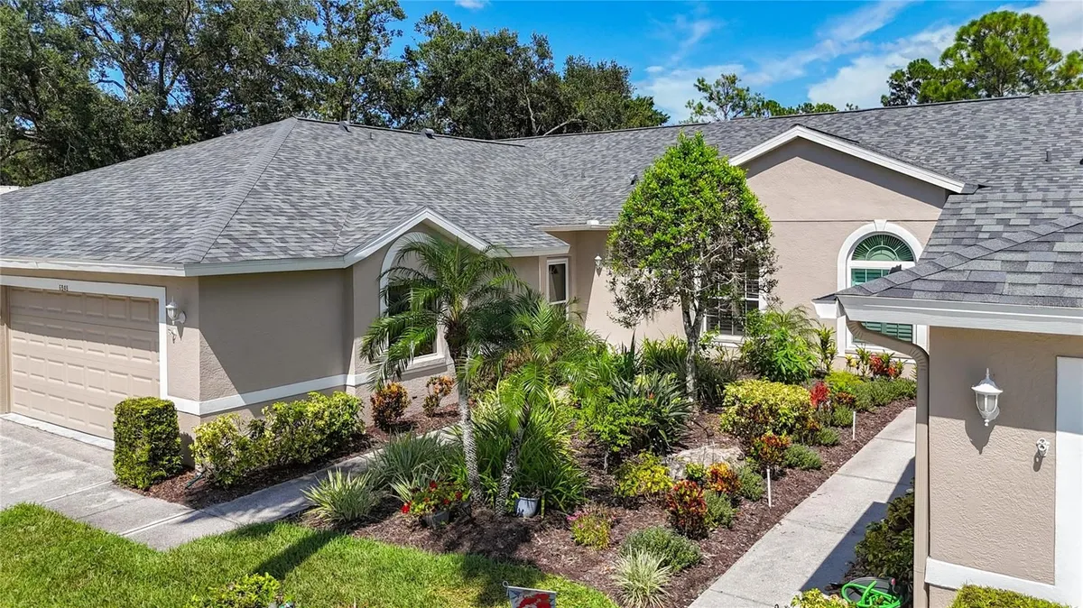 Property Slideshow image 1 of 64 | 6948 stoneywalk ct, Bradenton, FL, 34203