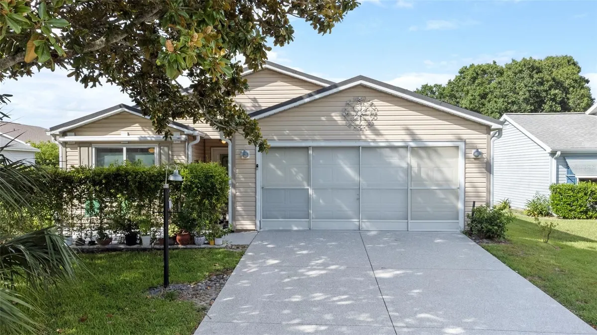 Property Slideshow image 1 of 48 | 521 san pedro dr, The Villages, FL, 32159