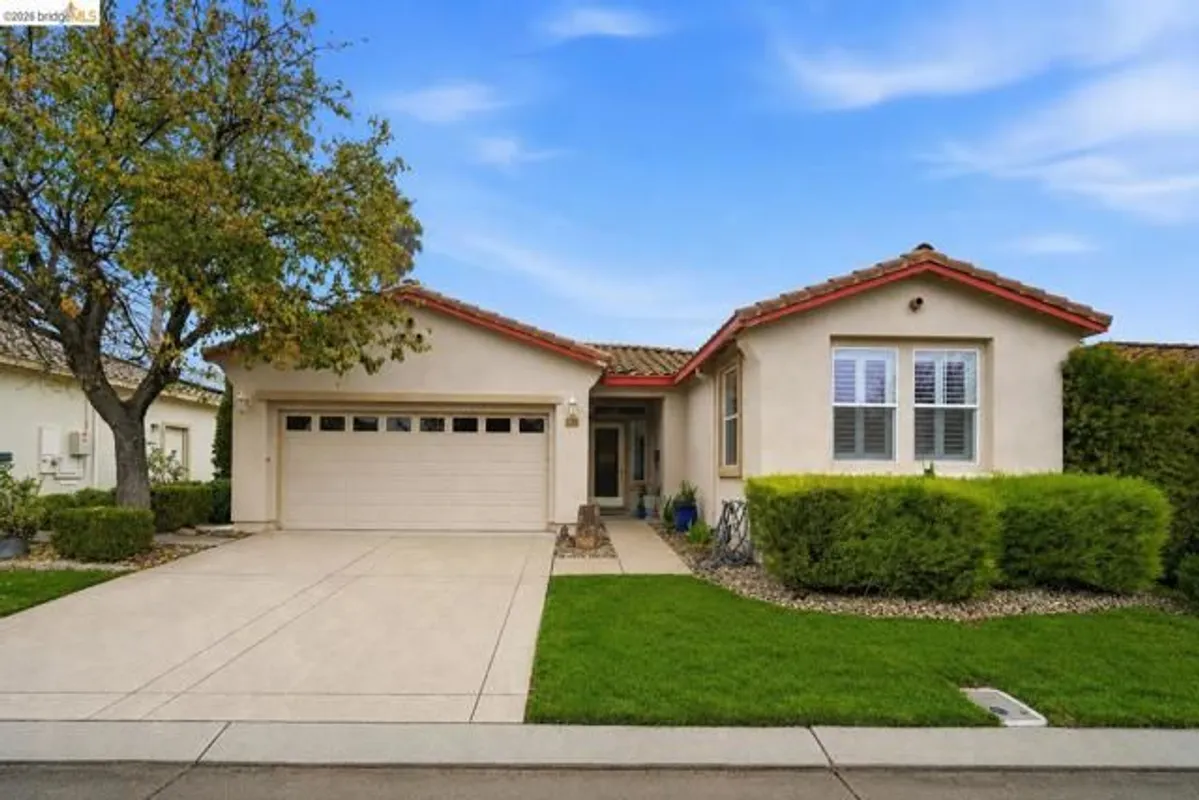 Property Slideshow image 1 of 32 | 518 american falls dr, Rio Vista, CA, 94571