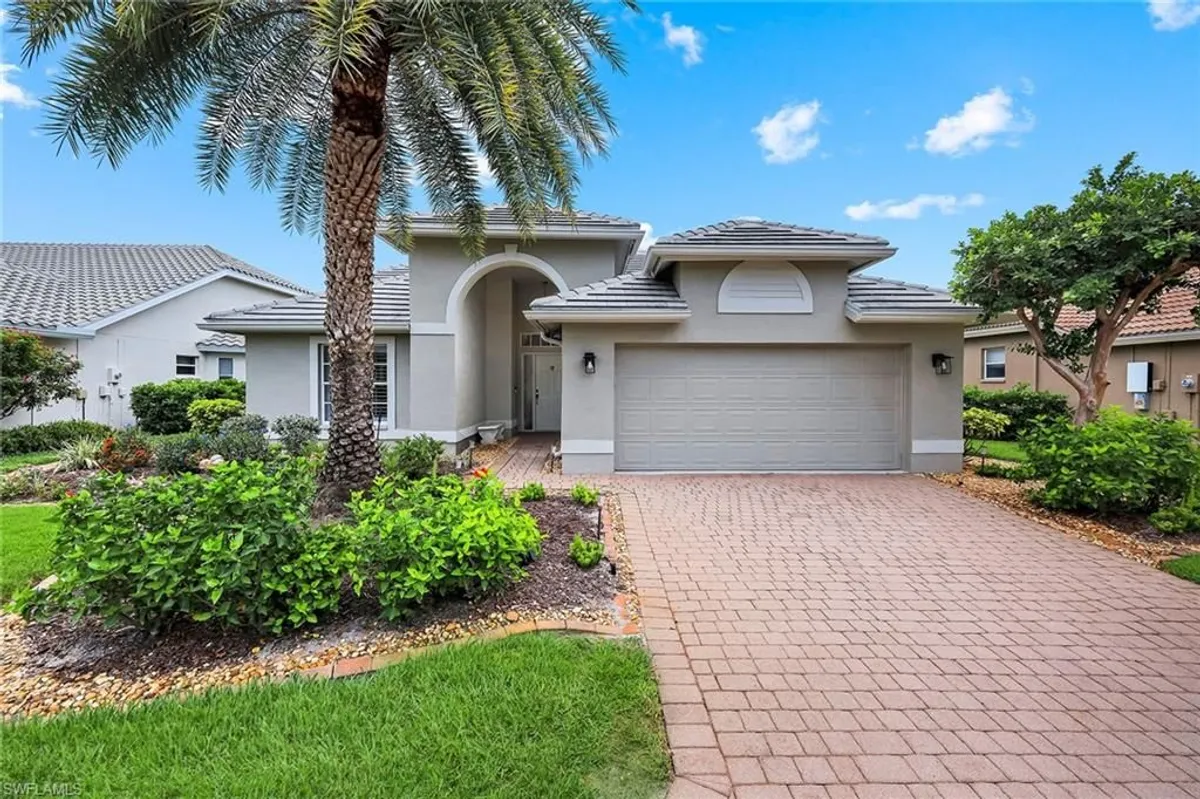 Property Slideshow image 1 of 39 | 25061 bay cedar dr, Bonita Springs, FL, 34134