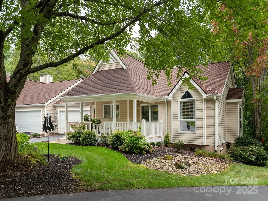 Property Slideshow image 1 of 48 | 210 black oak ln, Hendersonville, NC, 28791