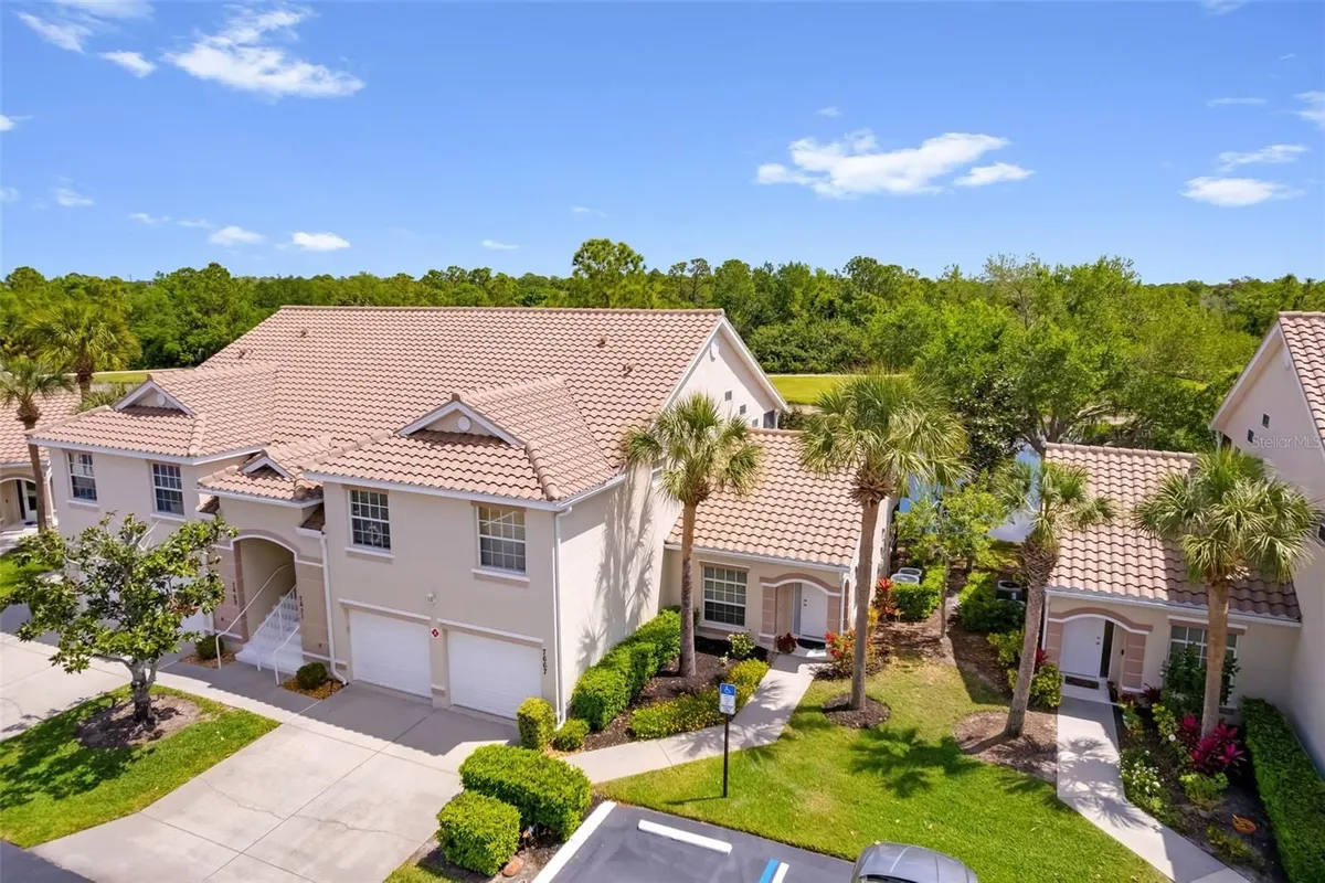 Property Slideshow image 1 of 54 | 7667 sweetbay cir 11-102, Bradenton, FL, 34203