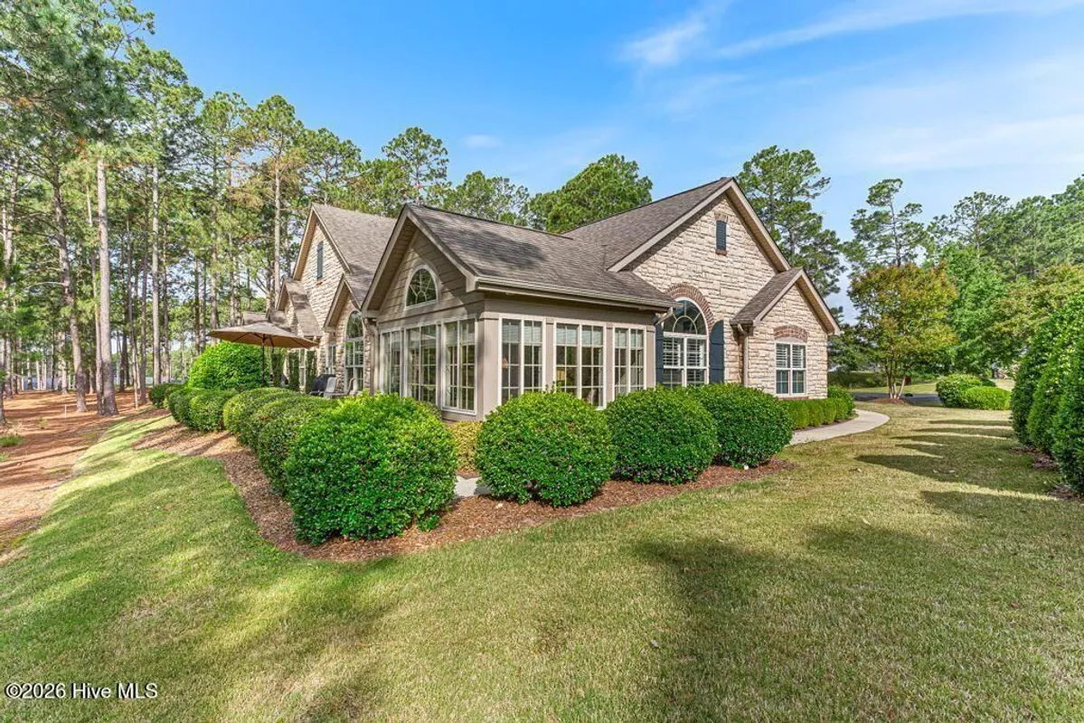 Property Slideshow image 1 of 47 | 109 essex pl, Southern Pines, NC, 28387