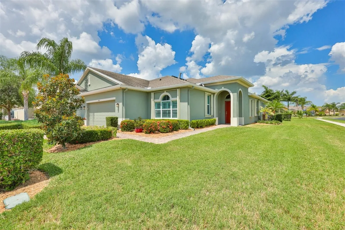 Property Slideshow image 1 of 38 | 803 chipper dr, Sun City Center, FL, 33573