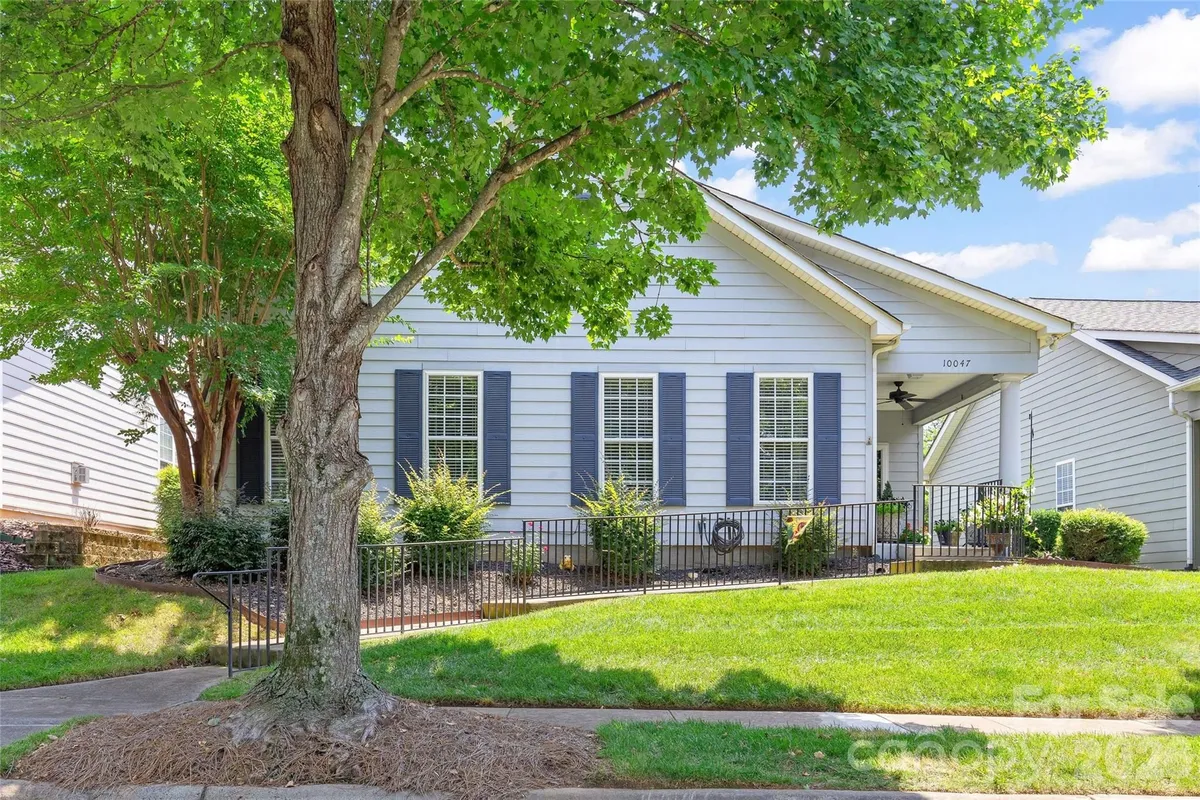 Property Slideshow image 1 of 29 | 10047 bishops gate blvd, Pineville, NC, 28134