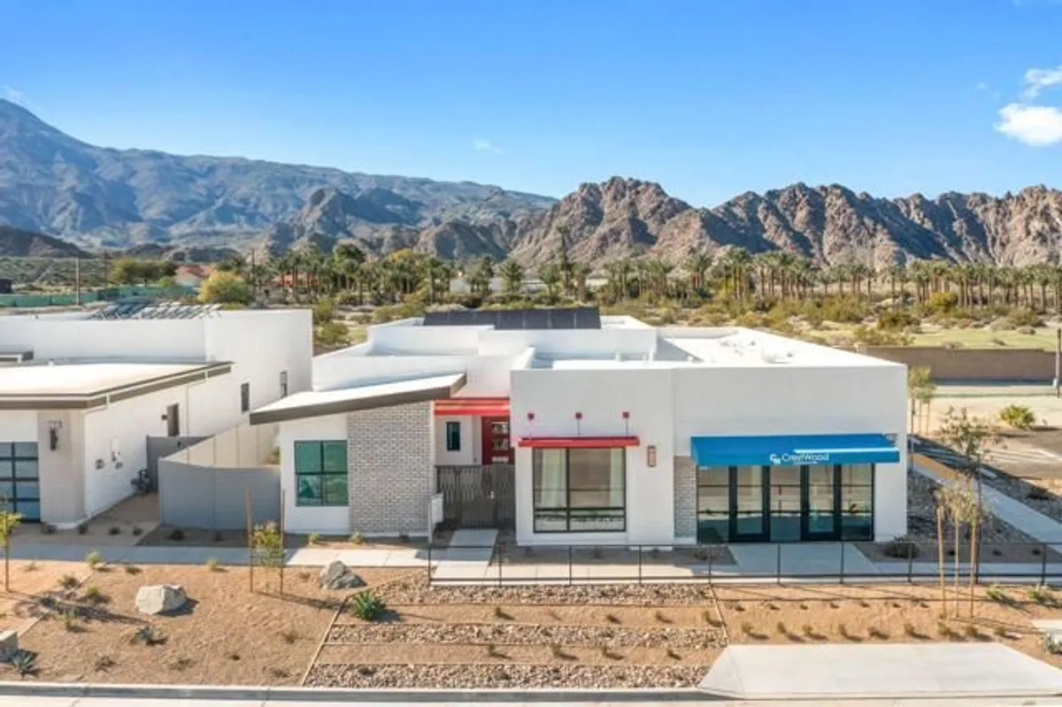 Property Slideshow image 1 of 67 | 930 cenoceras ct, La Quinta, CA, 92253