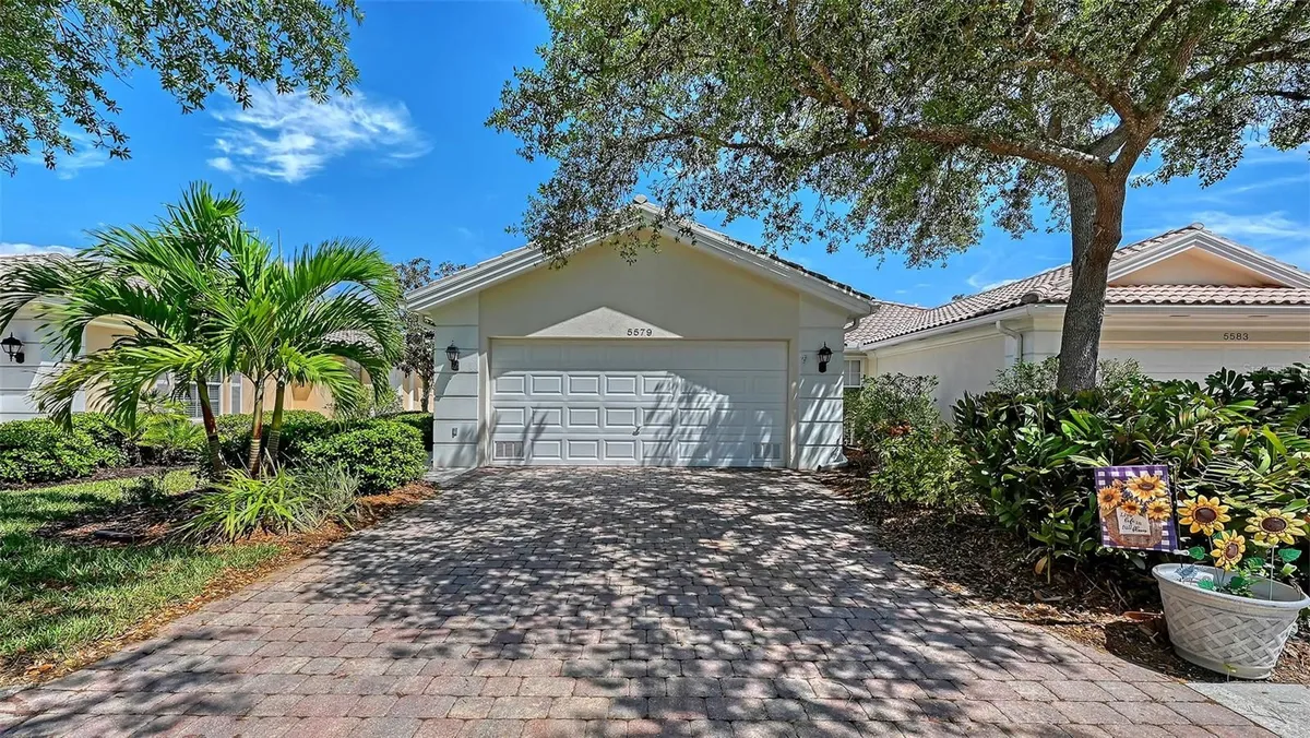 Property Slideshow image 1 of 86 | 5579 modena pl, Sarasota, FL, 34238